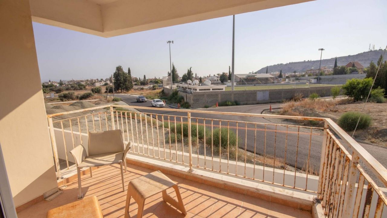 Апартаменты в Ларнаке, Кипр, 48 м2 - фото 1