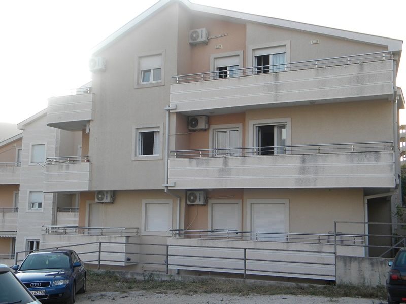 Квартира в Игало, Черногория, 48 м2 - фото 1