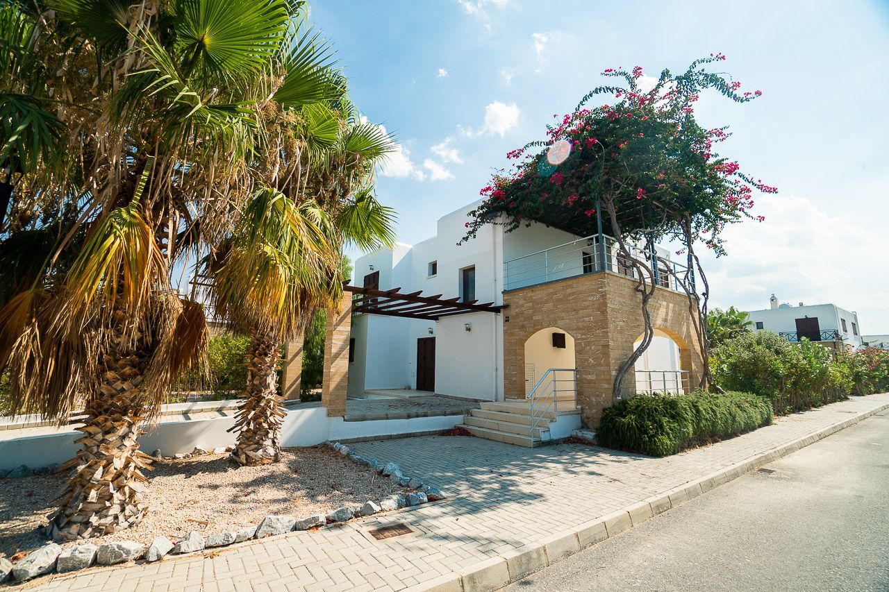Вилла в Кирении, Кипр, 240 м2 - фото 1