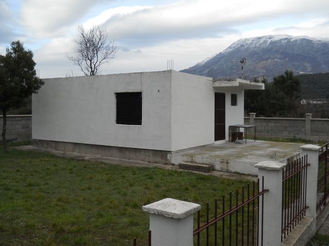 Дом в Утехе, Черногория, 47 м2 - фото 1