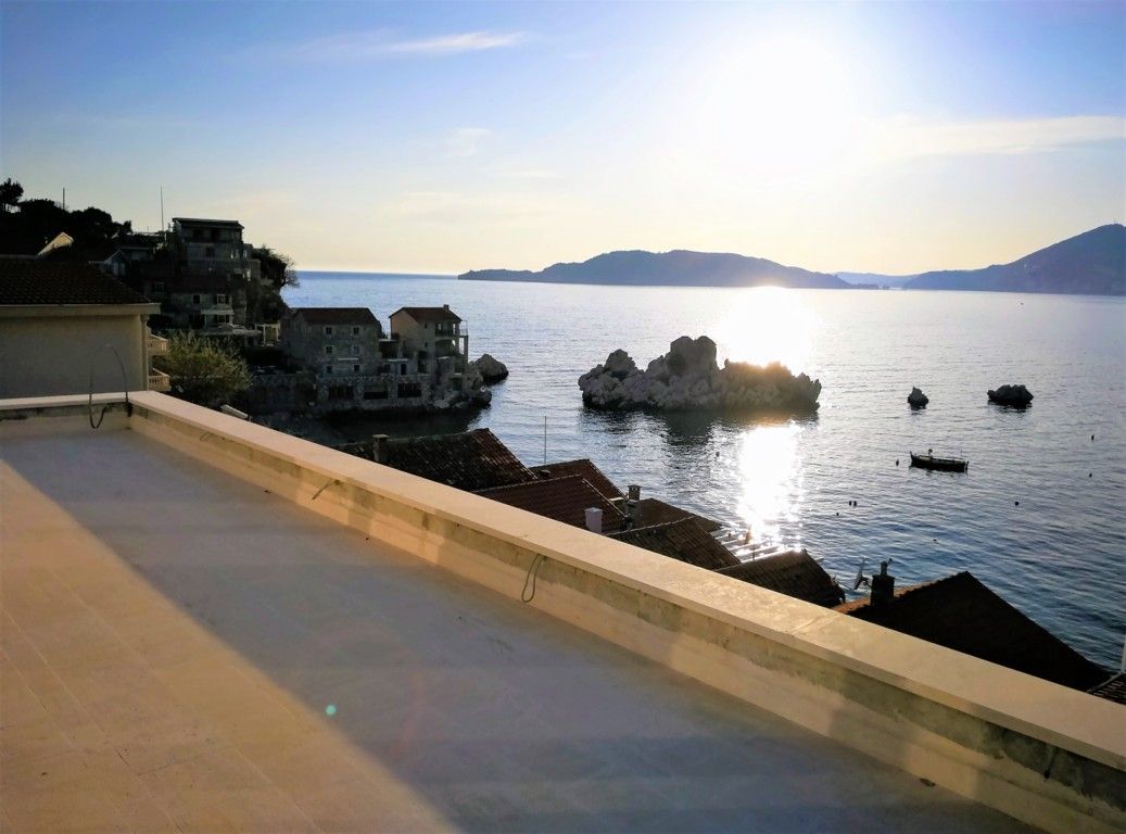 Вилла в Будве, Черногория, 450 м² - фото 3