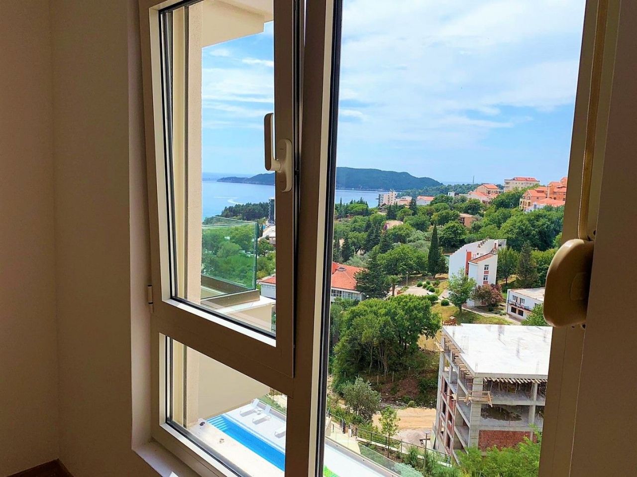 Квартира в Бечичи, Черногория, 127 м² - фото 14