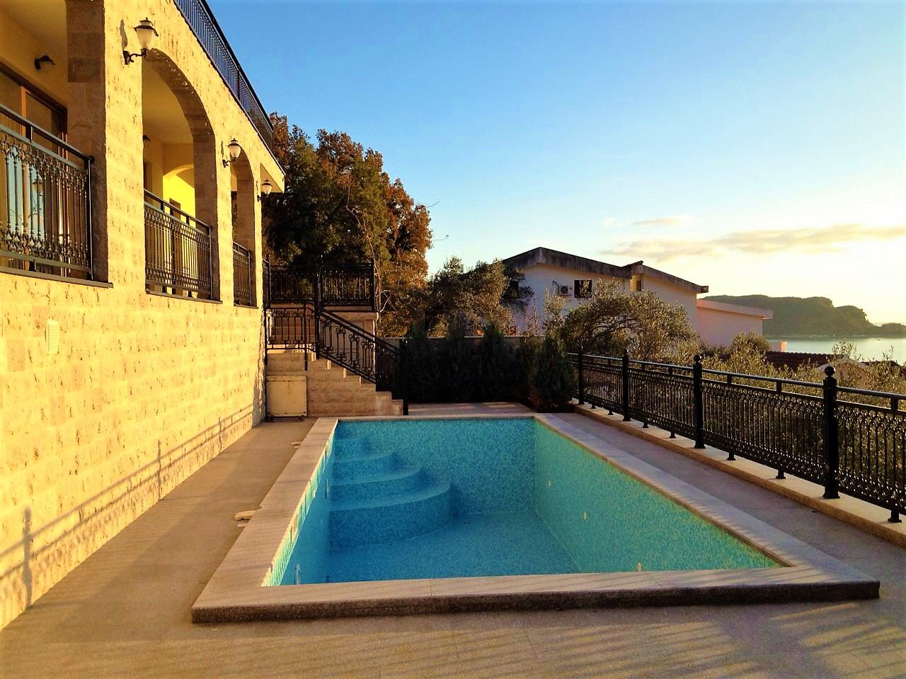 Вилла в Будве, Черногория, 663 м² - фото 14