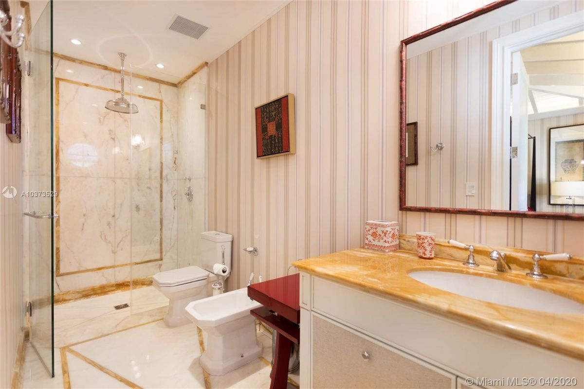 Дом в Майами, США, 650 м² - фото 1
