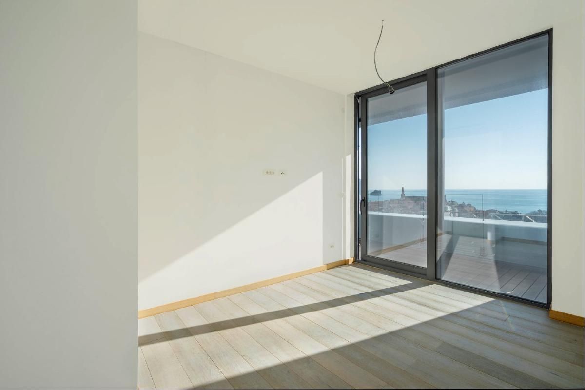 Квартира в Будве, Черногория, 270 м² - фото 18