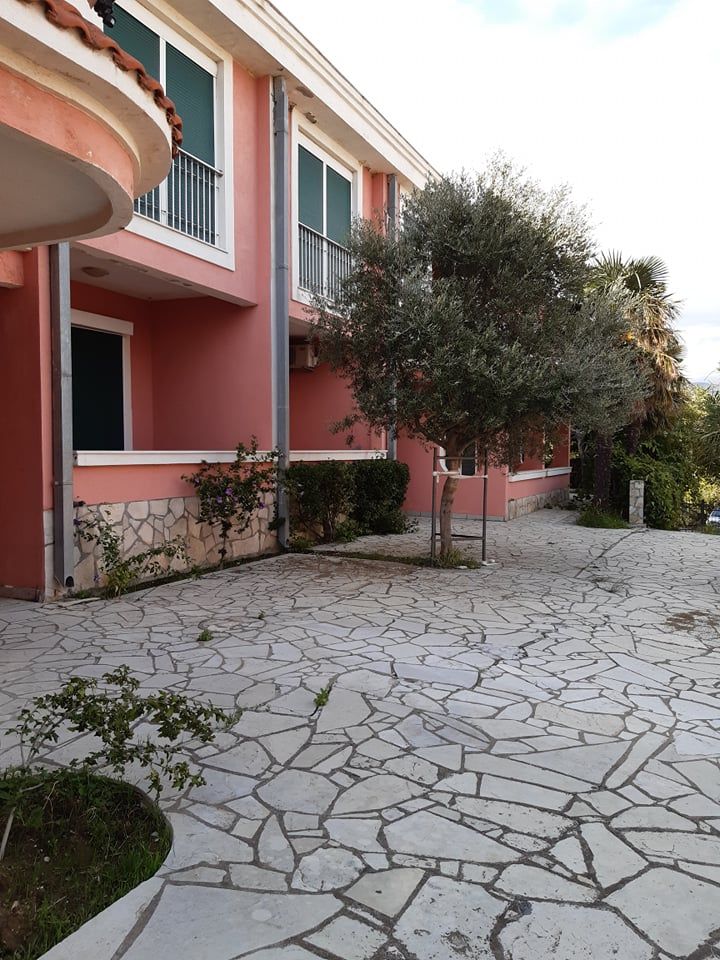 Отель, гостиница в Улцине, Черногория, 1 000 м² - фото 7