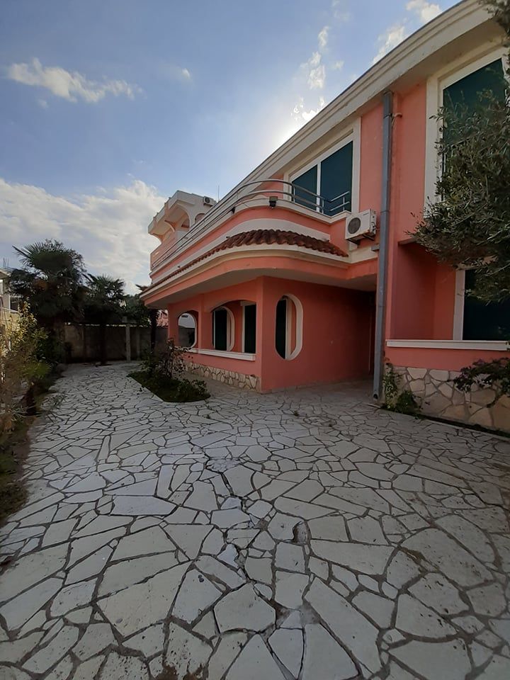 Отель, гостиница в Улцине, Черногория, 1 000 м² - фото 9