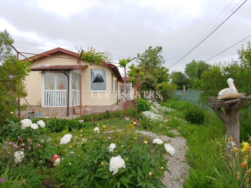 Дом в Изворе, Болгария, 150 м2 - фото 1