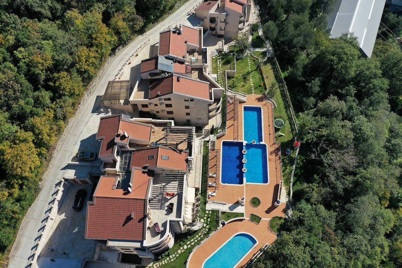 Квартира в Херцег-Нови, Черногория, 58 м2 - фото 1