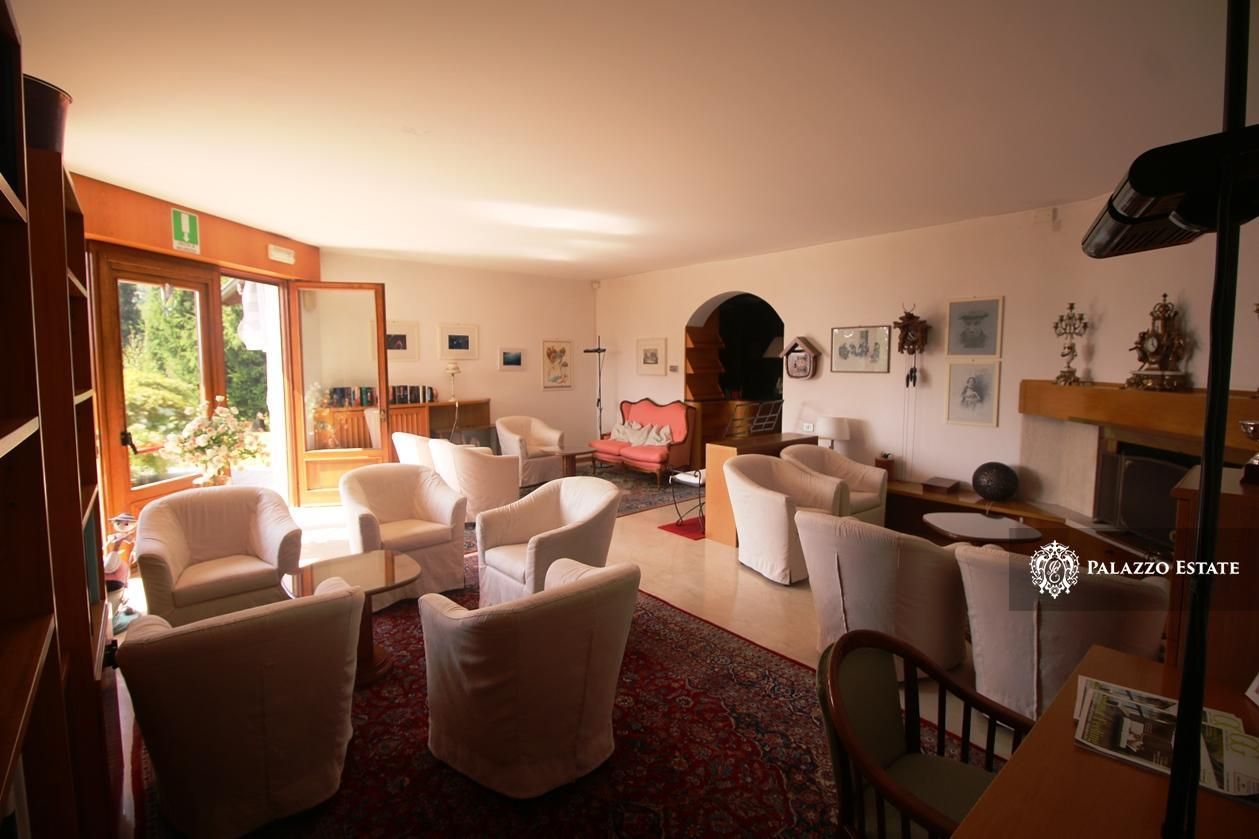 Отель, гостиница в Менаджо, Италия - фото 10