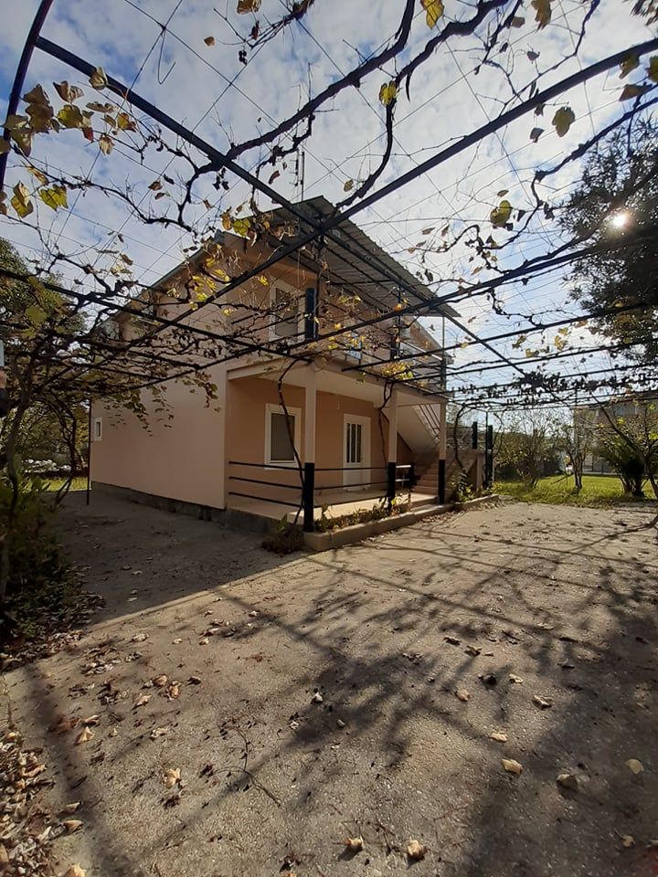 Дом в Улцине, Черногория, 180 м2 - фото 1