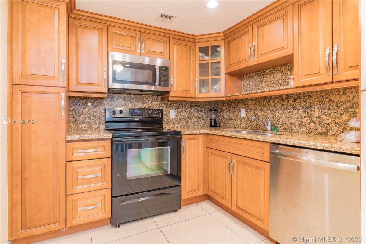 Квартира в Майами, США, 100 м² - фото 1