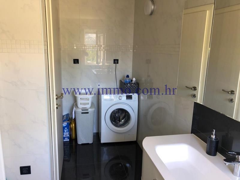 Вилла в Сплите, Хорватия, 335 м² - фото 9