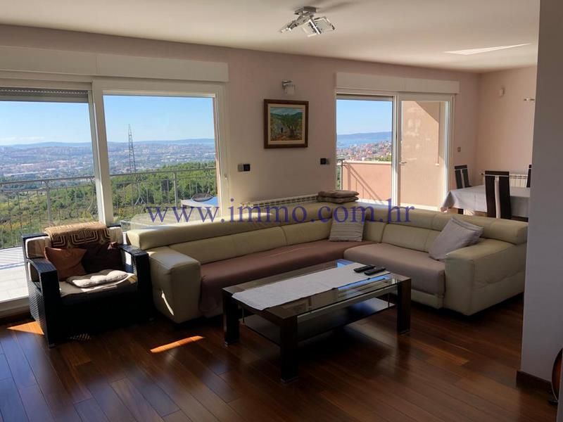 Вилла в Сплите, Хорватия, 335 м² - фото 2