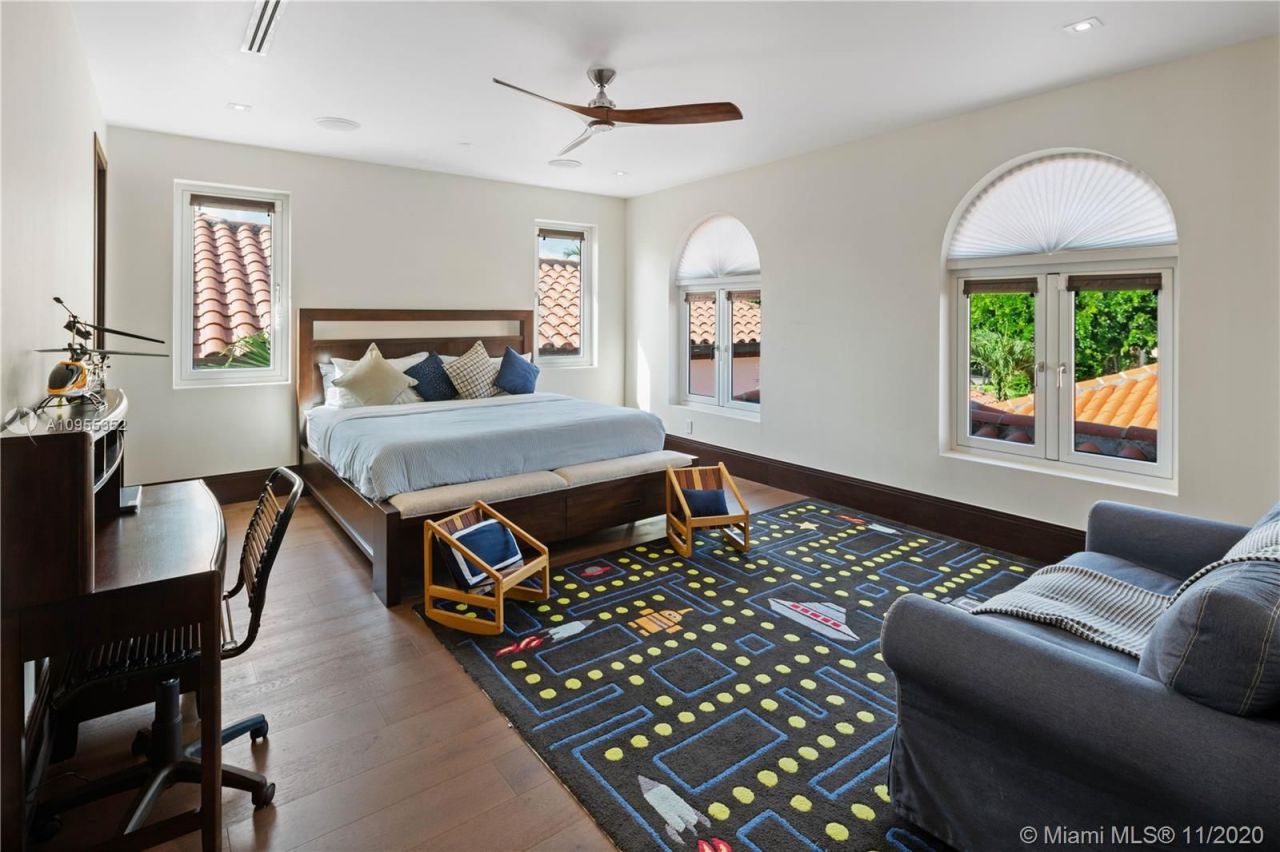 Особняк в Майами, США, 600 м² - фото 3