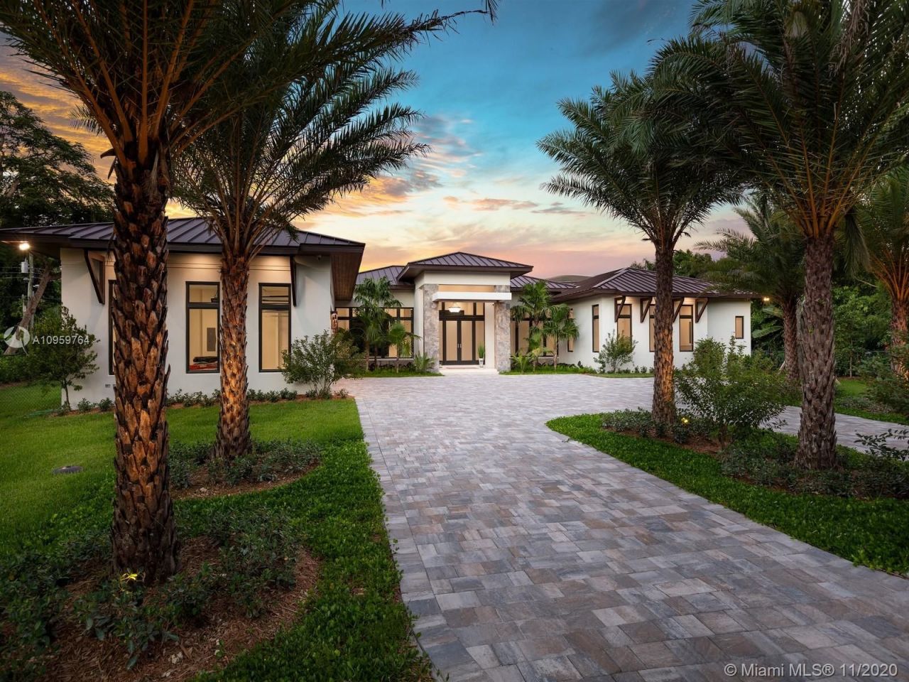 Особняк в Майами, США, 600 м² - фото 2