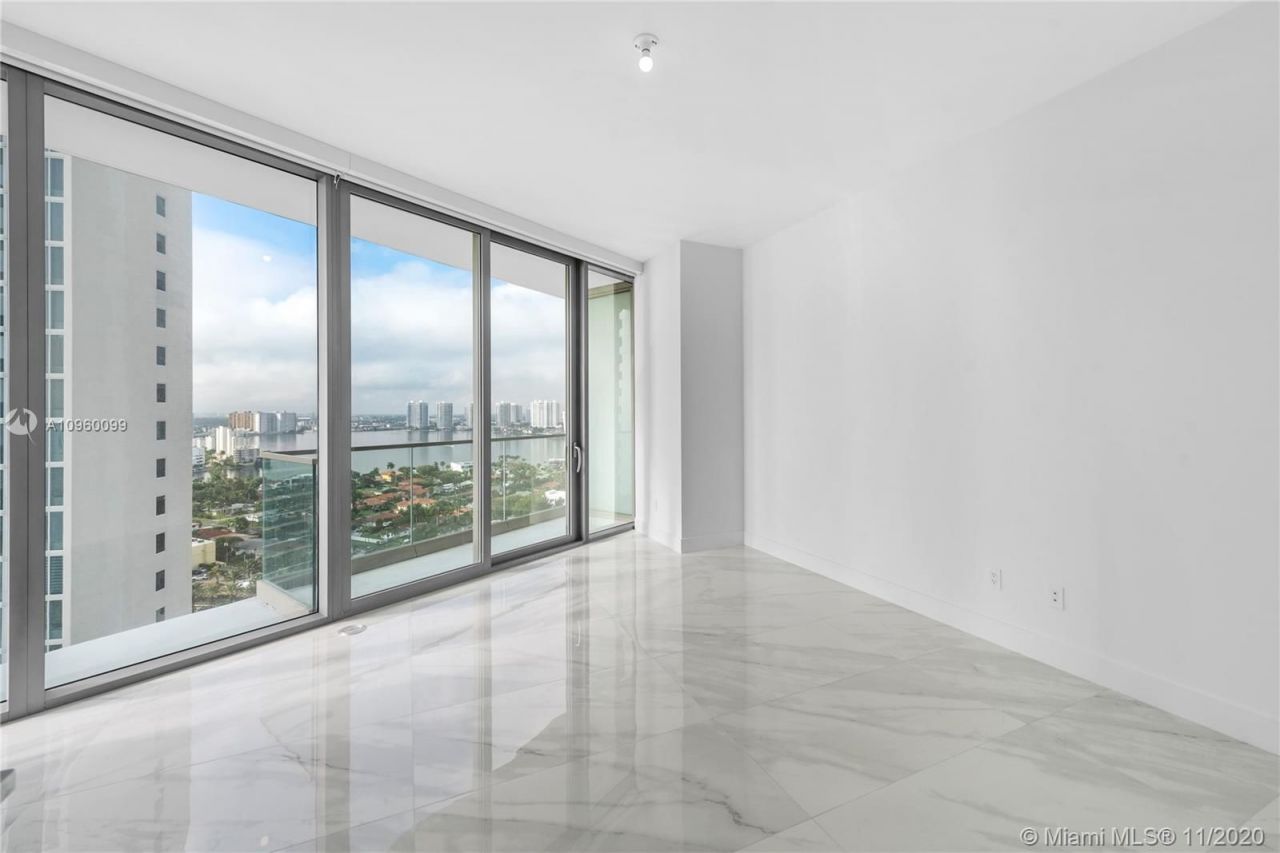 Квартира в Майами, США, 140 м² - фото 12