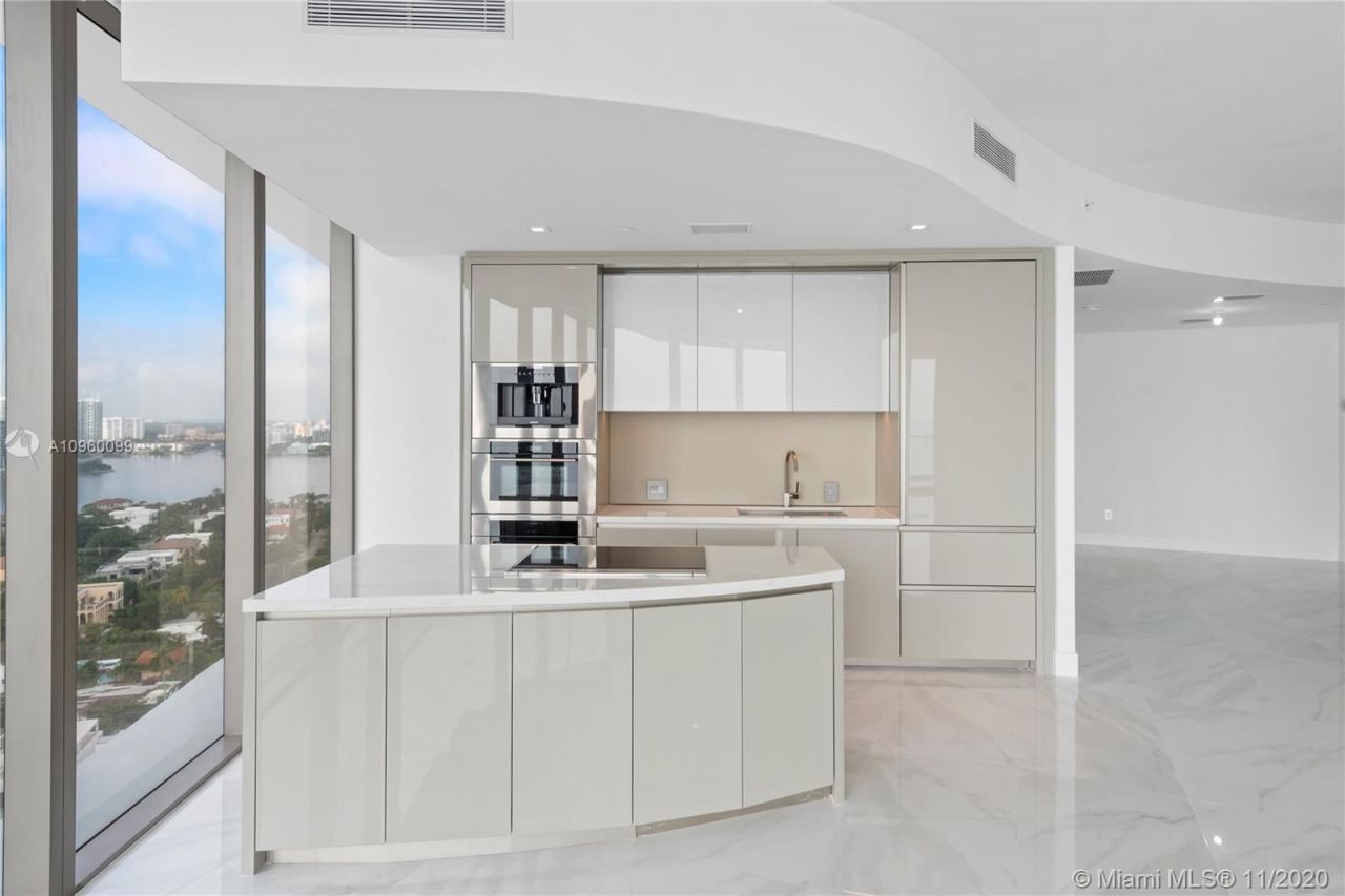 Квартира в Майами, США, 140 м² - фото 16