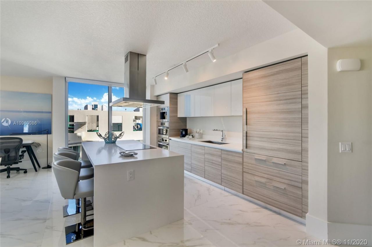 Квартира в Майами, США, 170 м² - фото 14