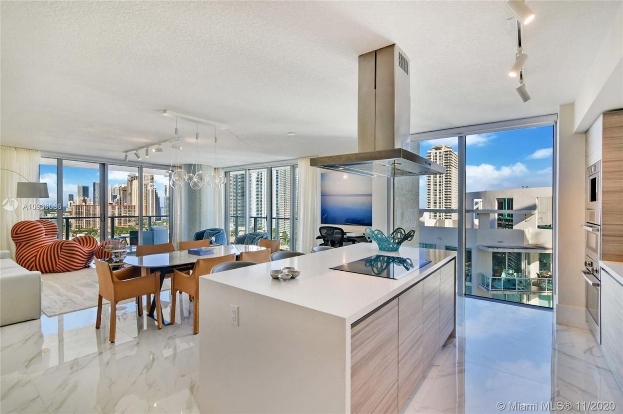 Квартира в Майами, США, 170 м² - фото 12