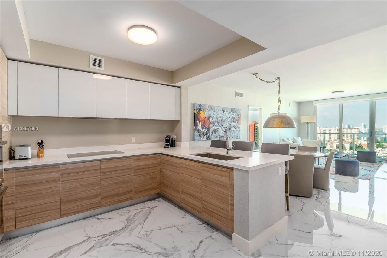 Квартира в Майами, США, 140 м² - фото 3