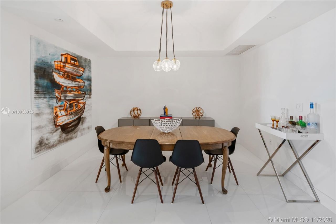 Квартира в Майами, США, 120 м² - фото 13