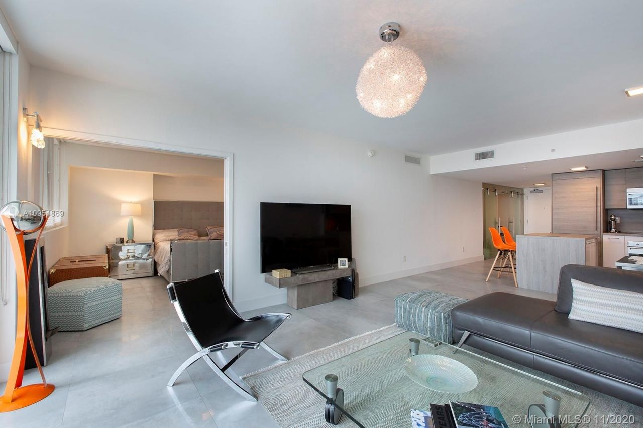 Таунхаус в Майами, США, 100 м² - фото 13