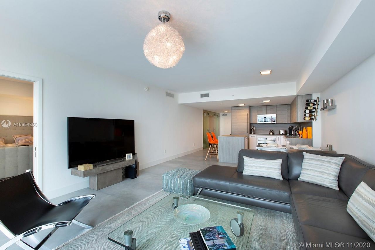 Таунхаус в Майами, США, 100 м² - фото 14