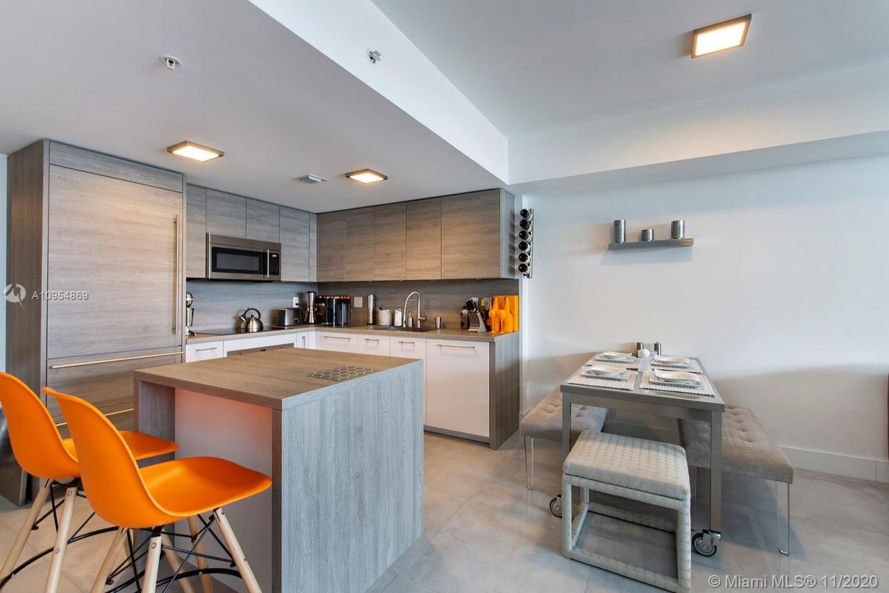 Таунхаус в Майами, США, 100 м² - фото 16