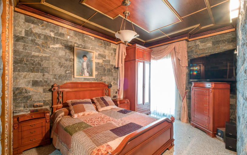 Вилла в Сан-Андрес-де-Льеванерас, Испания, 550 м² - фото 13