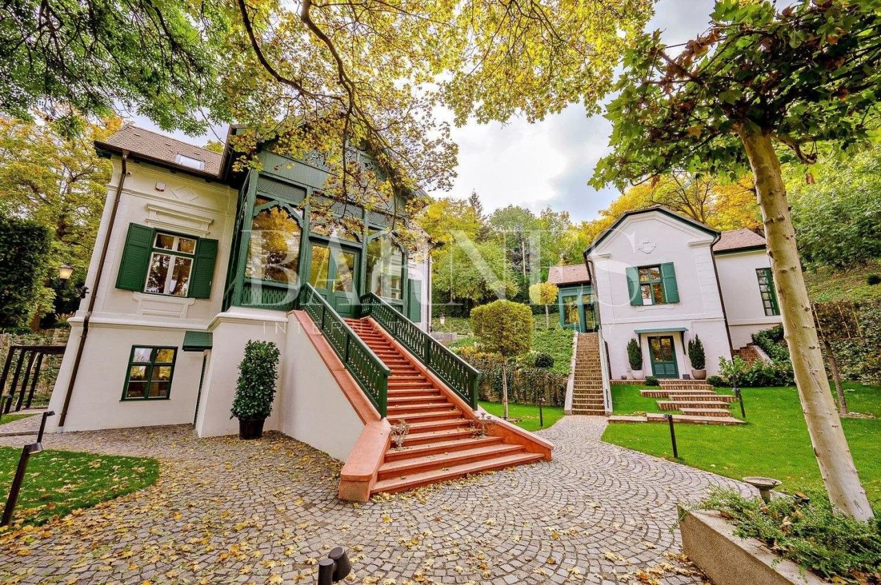 Дом в Будапеште, Венгрия, 341 м2 - фото 1