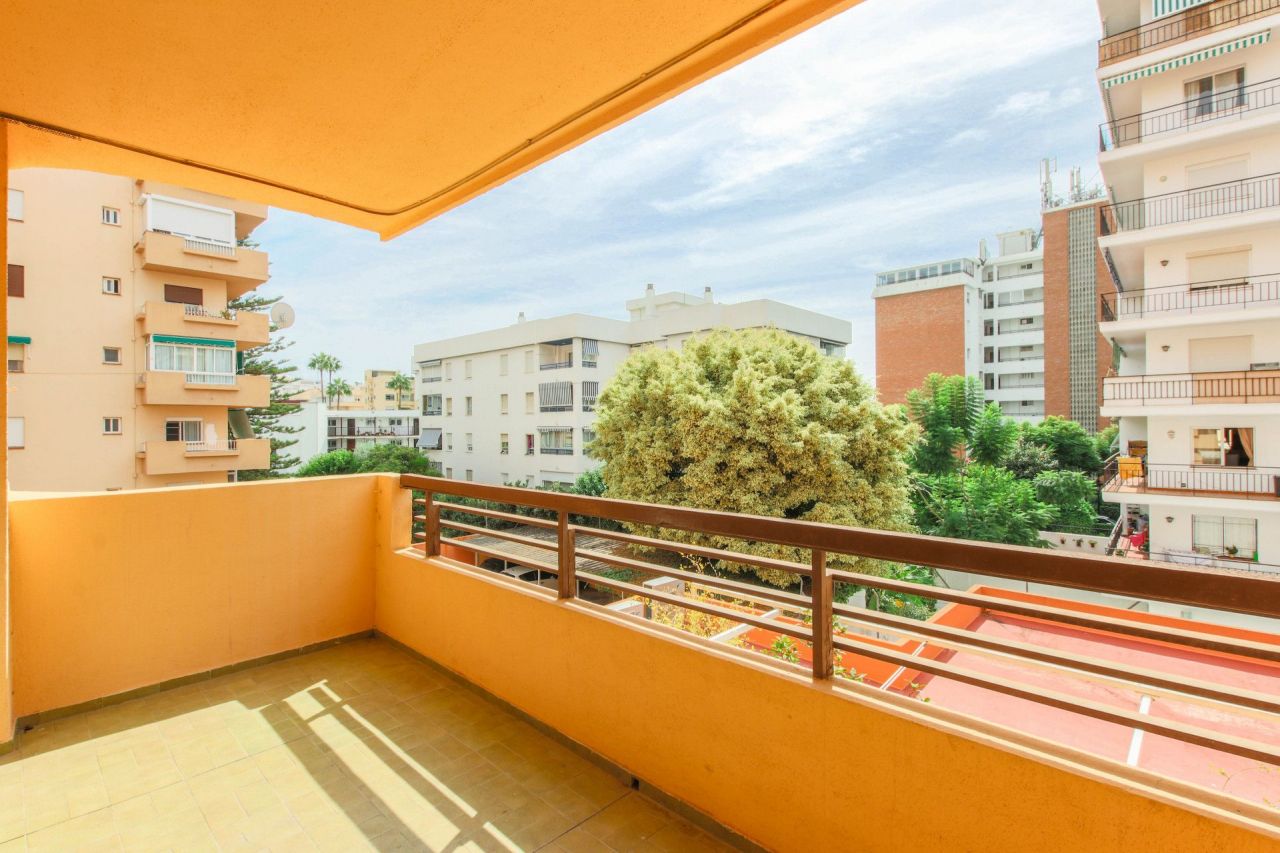 Апартаменты в Марбелье, Испания, 140 м2 - фото 1