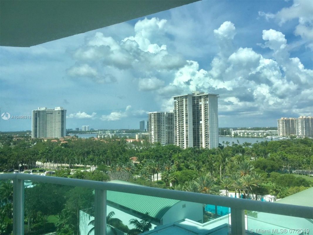 Квартира в Майами, США, 286 м2 - фото 1