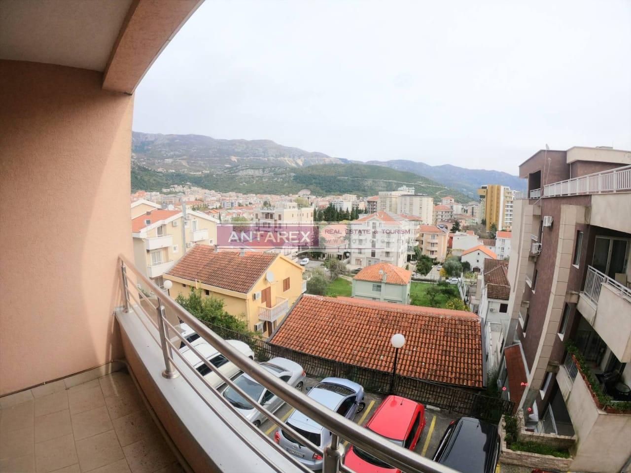 Апартаменты в Будве, Черногория, 50 м2 - фото 1