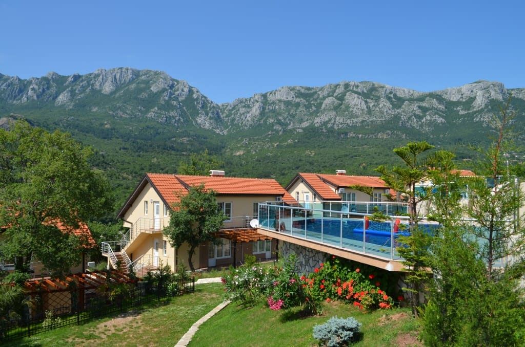 Таунхаус в Баре, Черногория, 131 м2 - фото 1
