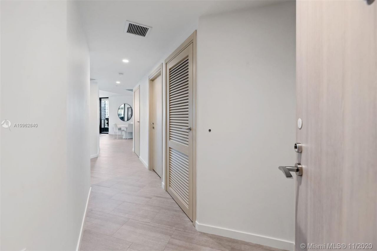 Квартира в Майами, США, 120 м² - фото 8