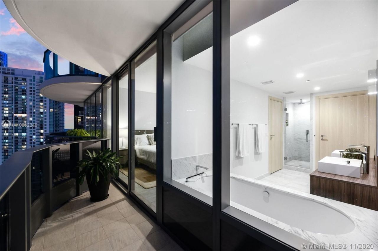 Квартира в Майами, США, 120 м² - фото 14