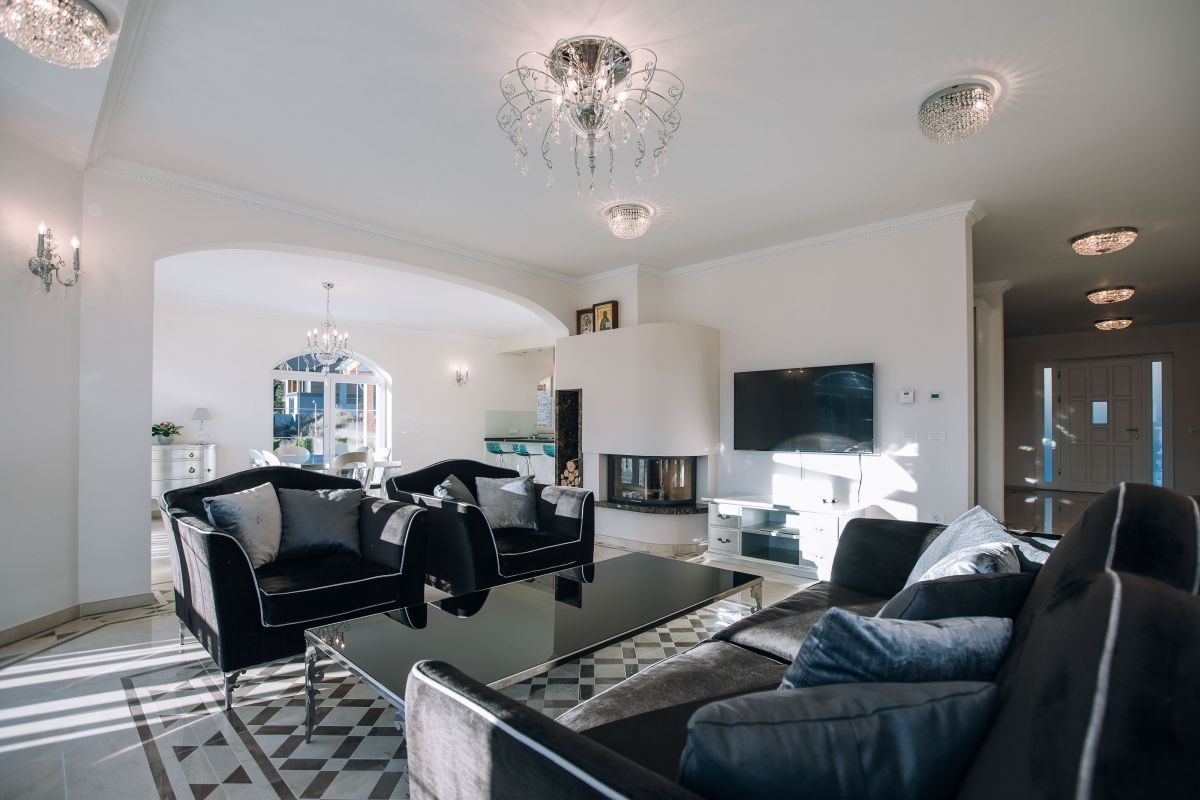 Дом в Логатеце, Словения, 476.8 м² - фото 4