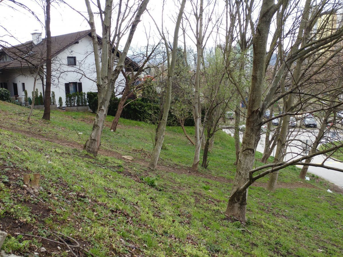 Земля в Целе, Словения, 812 м² - фото 2