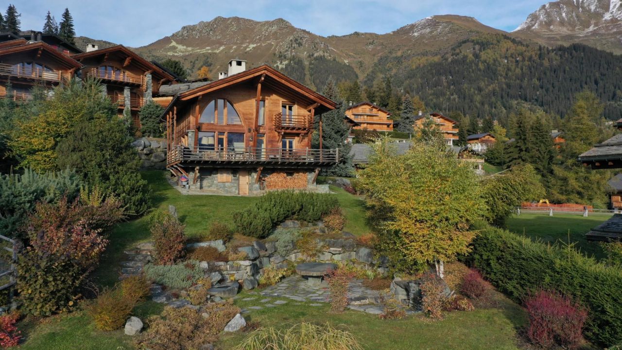Дом в Вербье, Швейцария, 250 м2 - фото 1