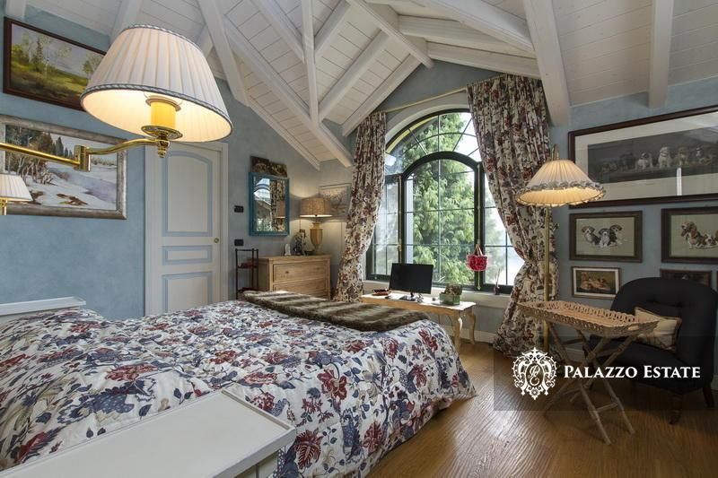 Апартаменты в Новаре, Италия, 180 м² - фото 12