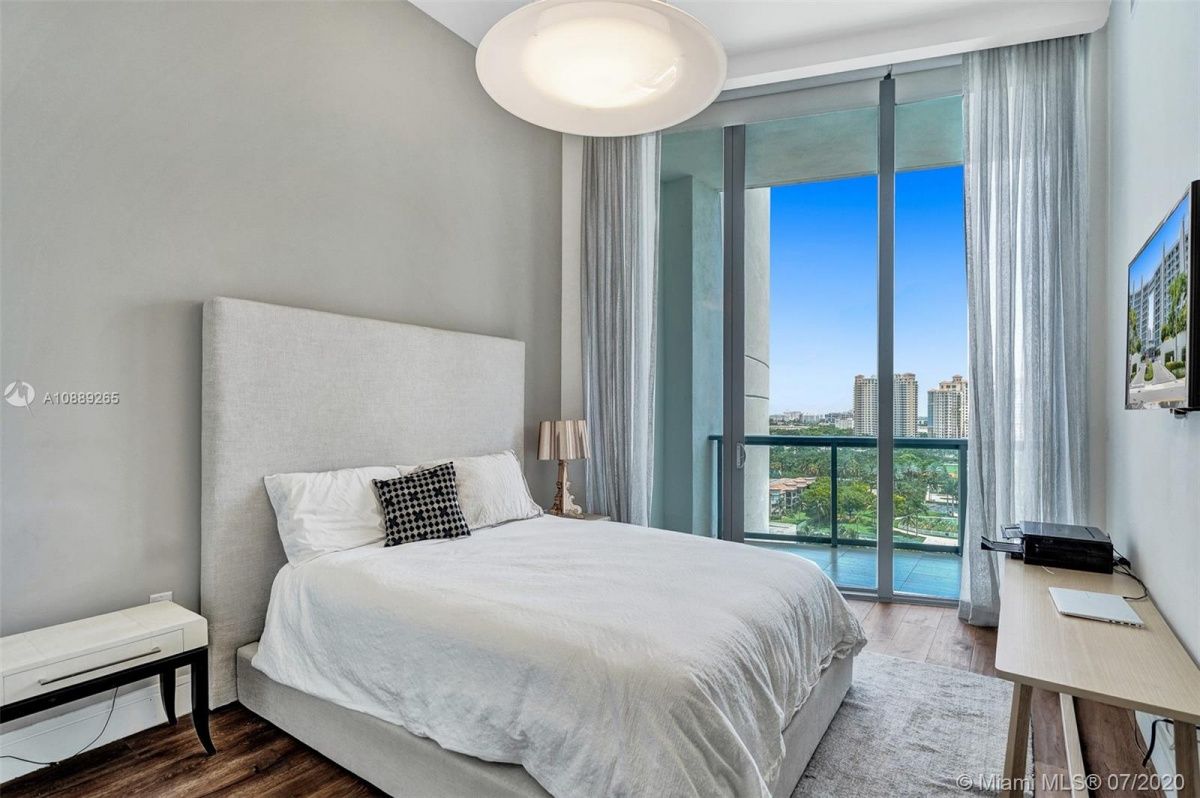 Квартира в Майами, США, 214 м² - фото 1