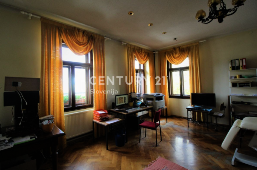 Отель, гостиница в Назарье, Словения, 350 м² - фото 13