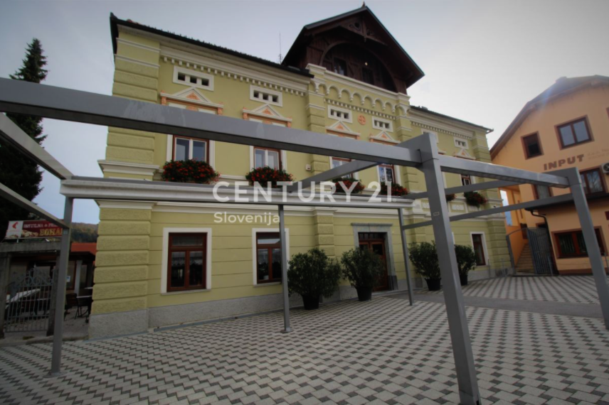 Отель, гостиница в Назарье, Словения, 350 м² - фото 2