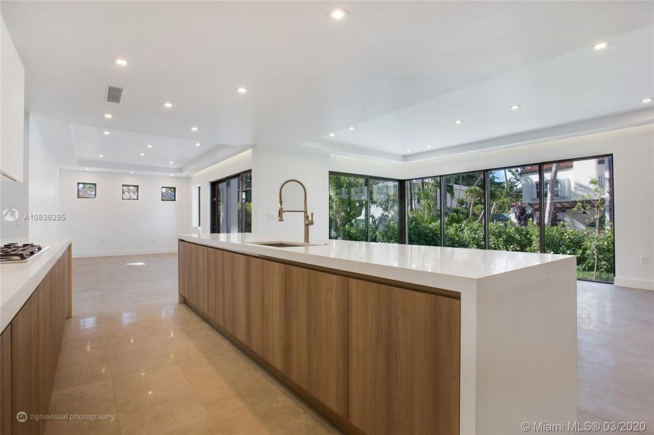 Вилла в Майами, США, 300 м² - фото 13