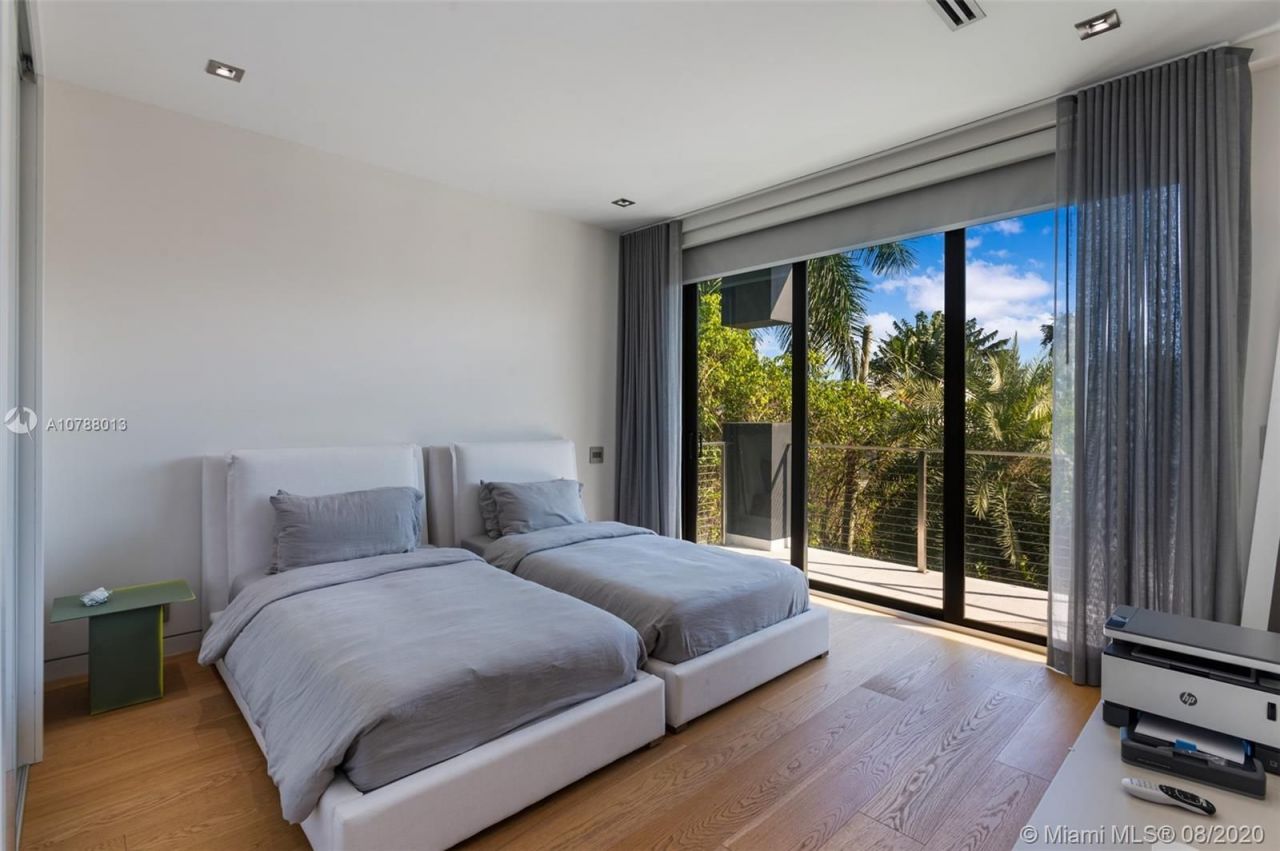 Вилла в Майами, США, 330 м² - фото 10