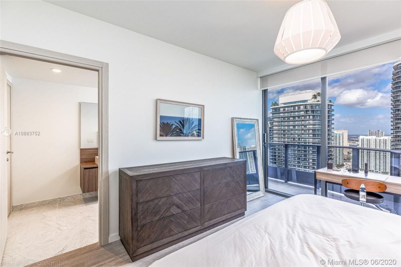 Апартаменты в Майами, США, 120 м² - фото 8