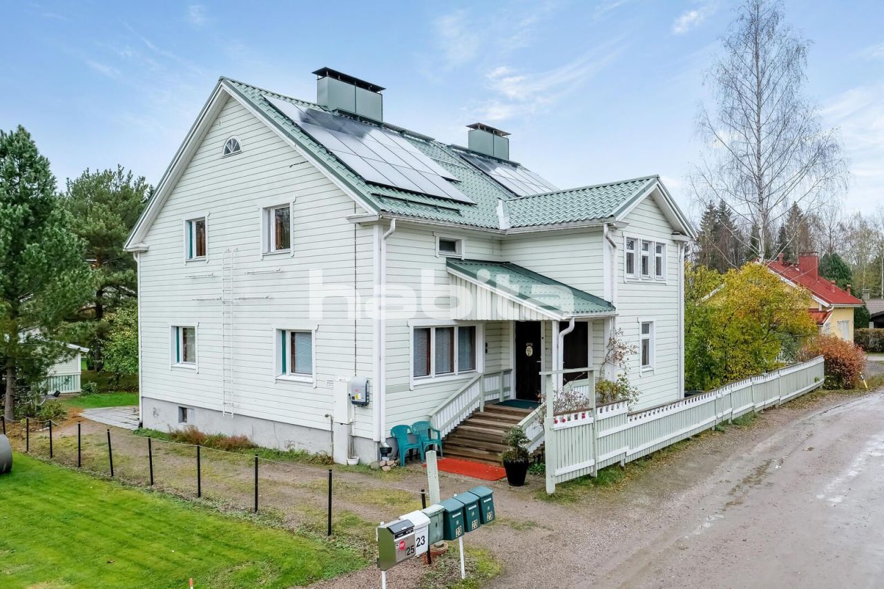 Дом в Риихимяки, Финляндия, 250 м2 - фото 1