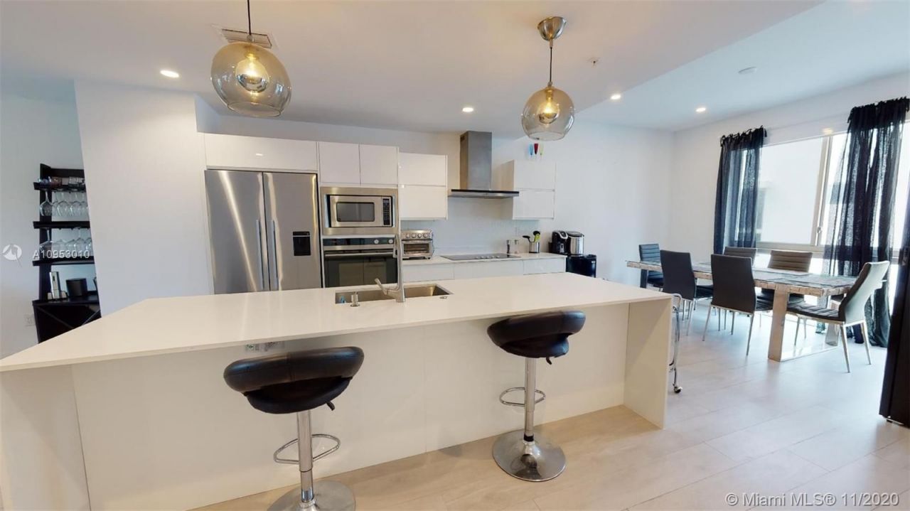 Таунхаус в Майами, США, 210 м² - фото 2