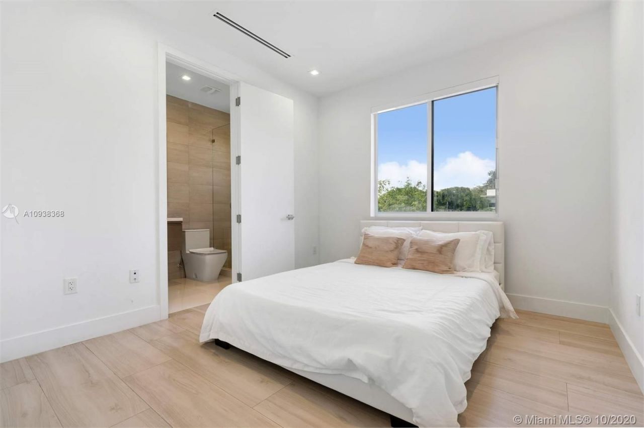 Таунхаус в Майами, США, 250 м² - фото 8